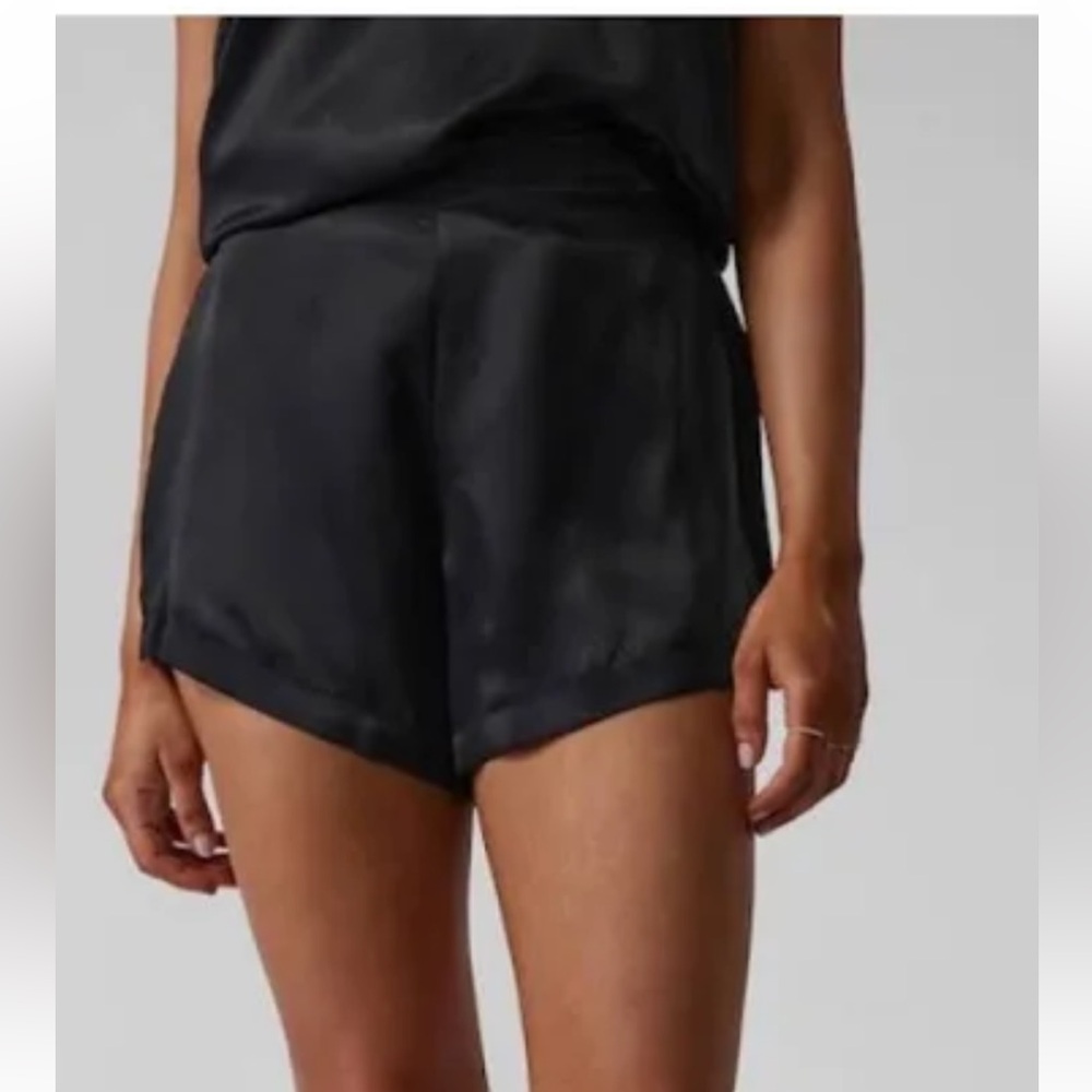 NWOT Athleta Black Silky Feel Calm Cool Sleep Shorts
Sz Small 
Sleep